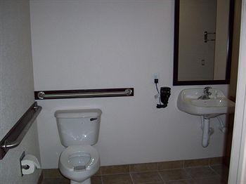 ווקשה Airport Lodge מראה חיצוני תמונה
